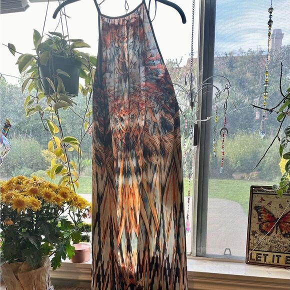 Gorgeous Maxi - Picture 1 of 7